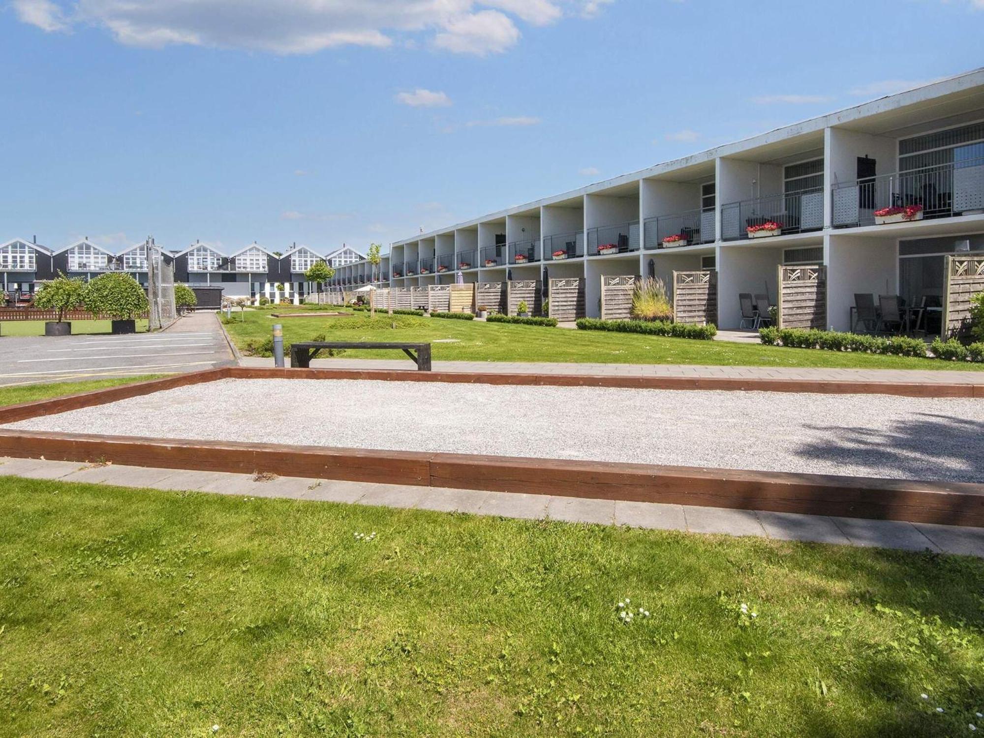 4 Person Holiday Home On A Holiday Park In Glesborg Esterno foto